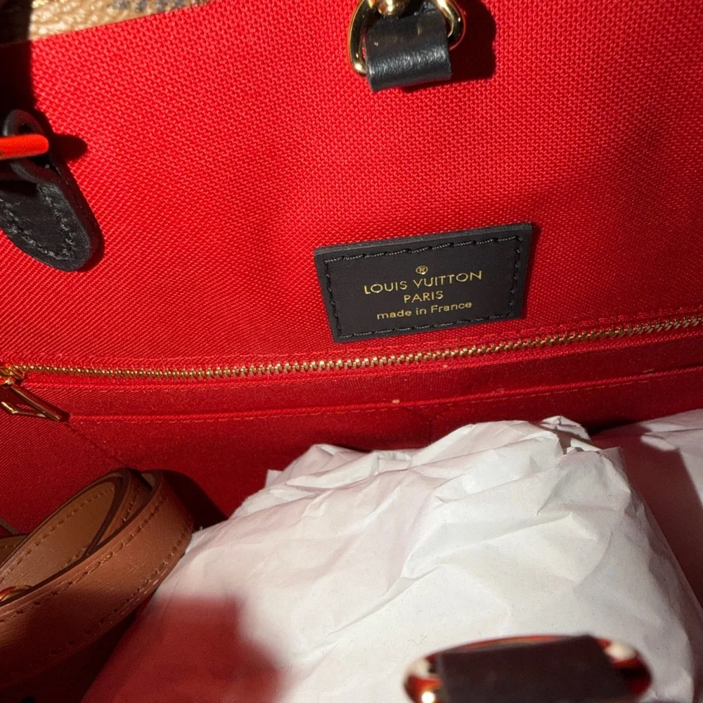 Louis Vuitton Monogram Reverse Large On-The-Go Tote Bag Like New - Picture 16 of 16